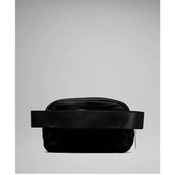 NWT Lululemon Everywhere Black Belt Bag
Sold Out Online - Picture 2 of 11